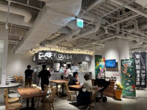 カワスイ館内入口手前にあるカフェ